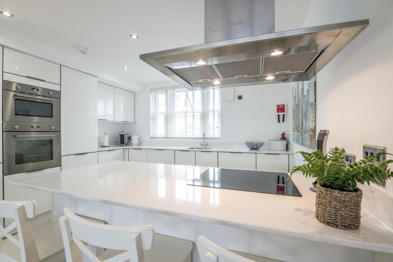 Milford Street - 5 Bedroom Luxurious Holiday Home - Сондерсфут Экстерьер фото